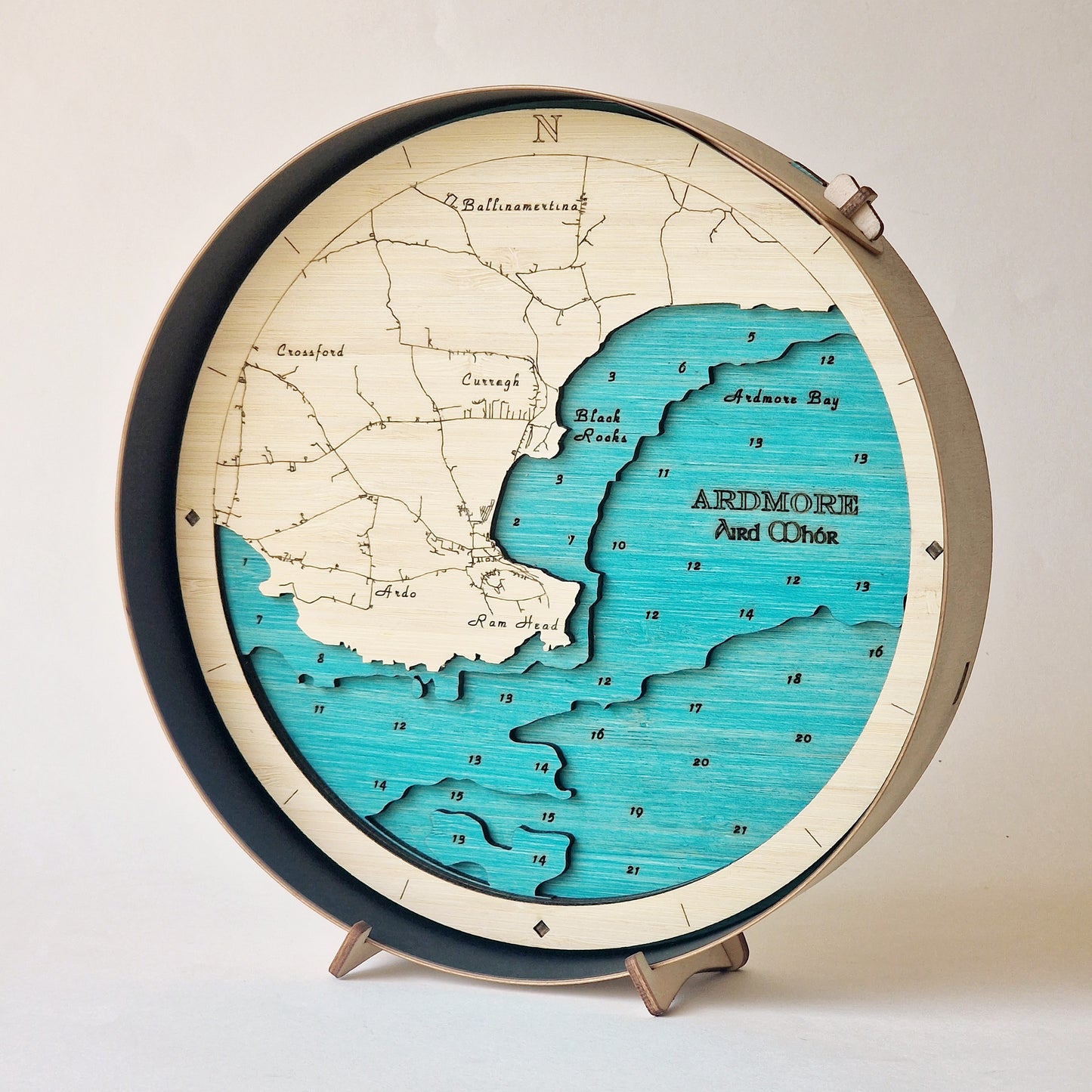 Waterford collection Round wooden 3d maps