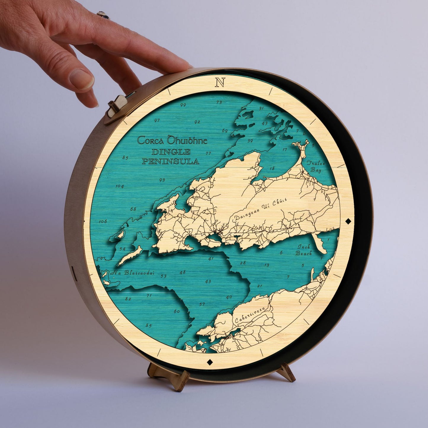 Kerry collection Round wooden 3d maps