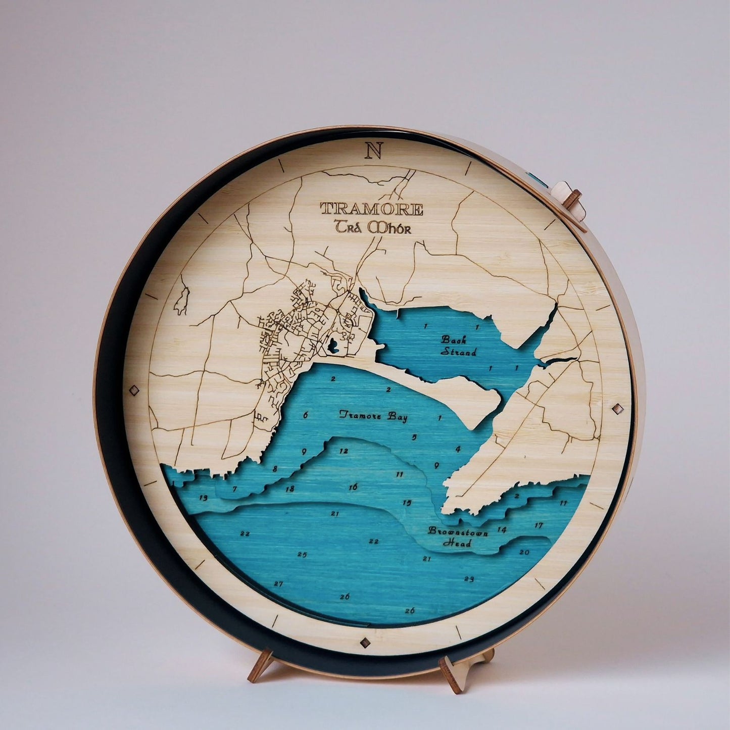 Waterford collection Round wooden 3d maps